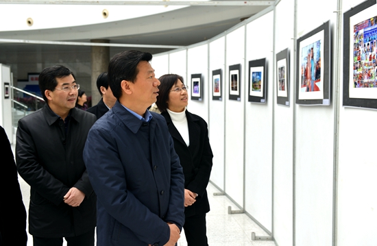 我市举办“大湖名城•文化合肥” 公共文化发展成就摄影展