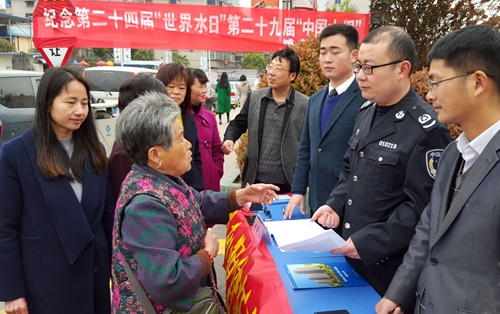 瑶海区城东街道积极开展水法宣传进社区主题活动