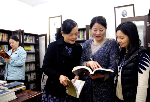 瑶海区城东街道组织开展“书香社区、全民阅读”主题活动