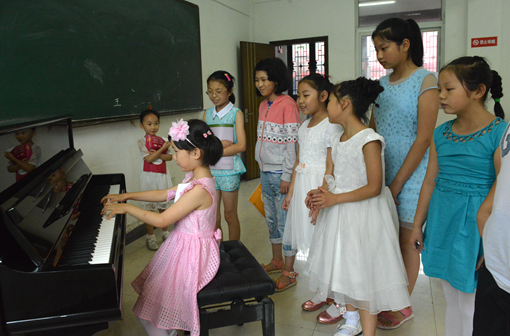 市文化馆举办首场暑期少儿钢琴音乐会